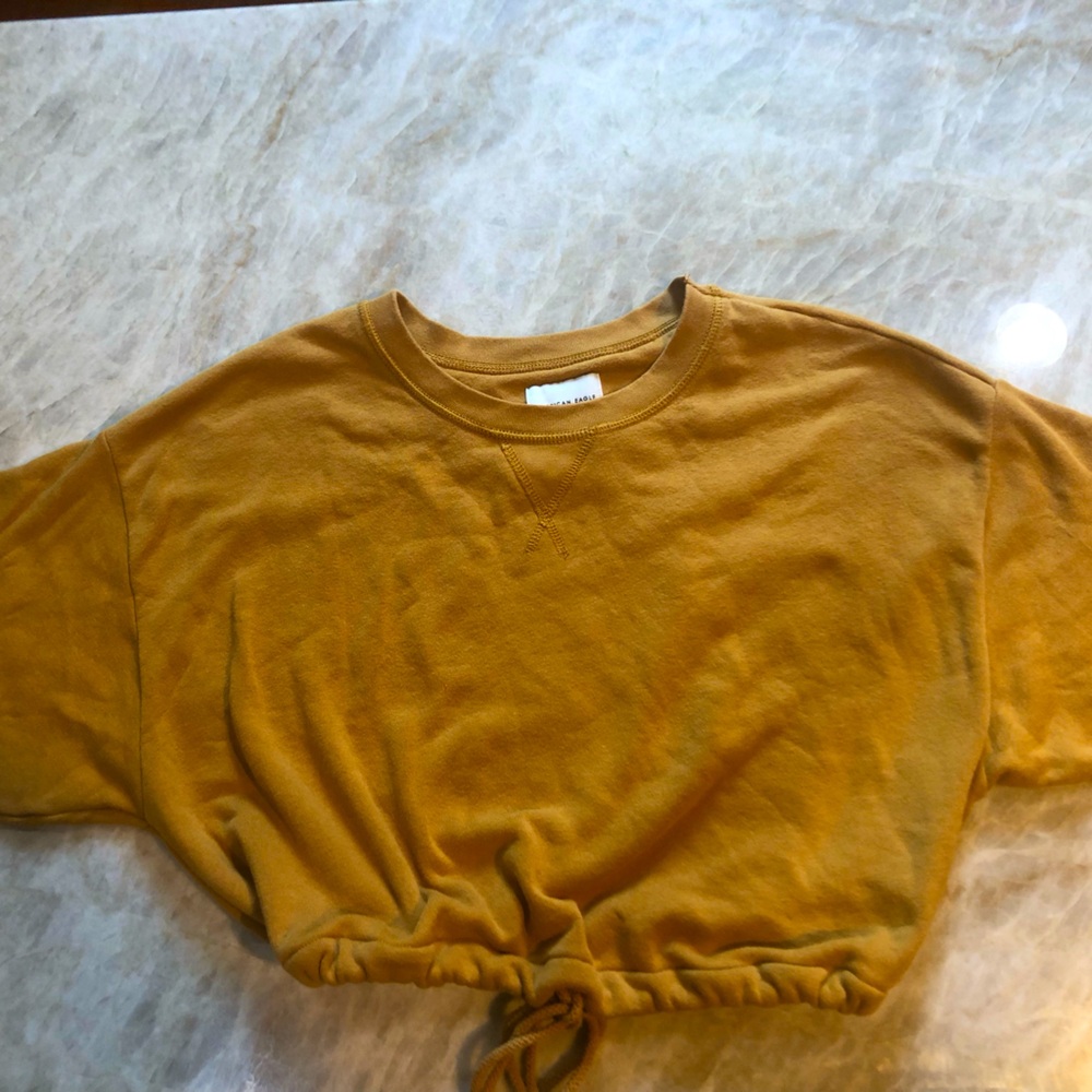 American Eagle woman’s size XS mustard cotton top long sleeve